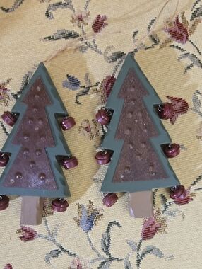 Source Unknown Green and Brown Rustic Tree Bell Ornaments